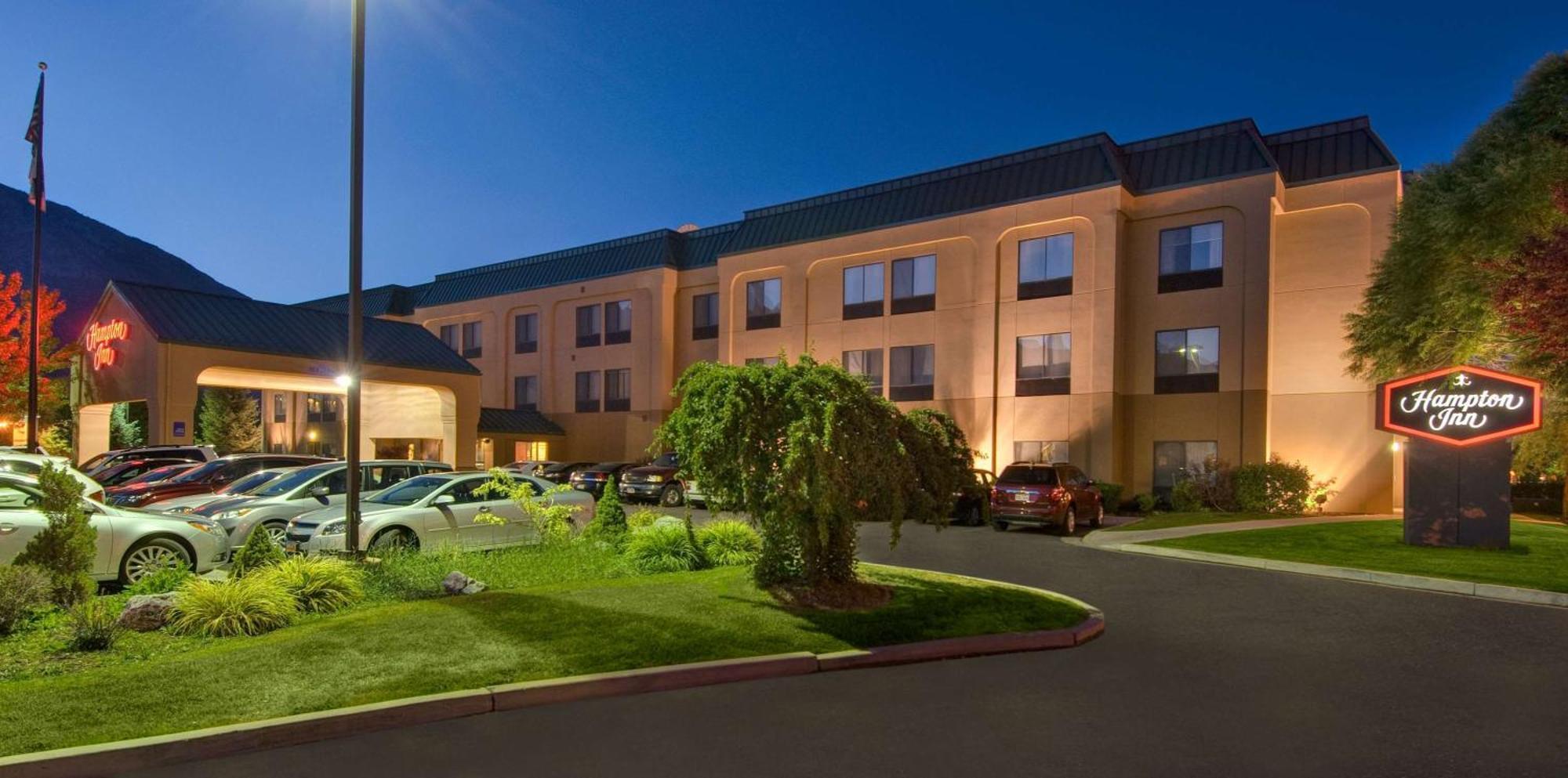 Hampton Hotel 3*